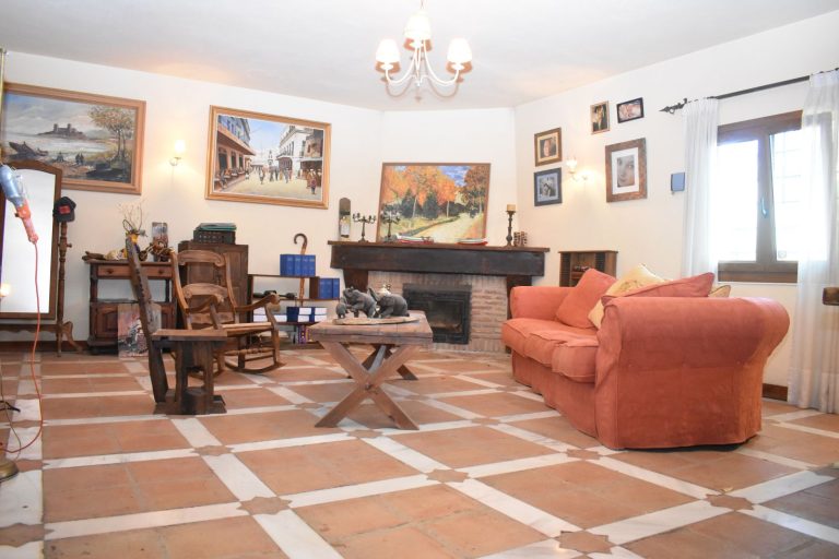 98501721ce816827f7d2470d5636589d - 10