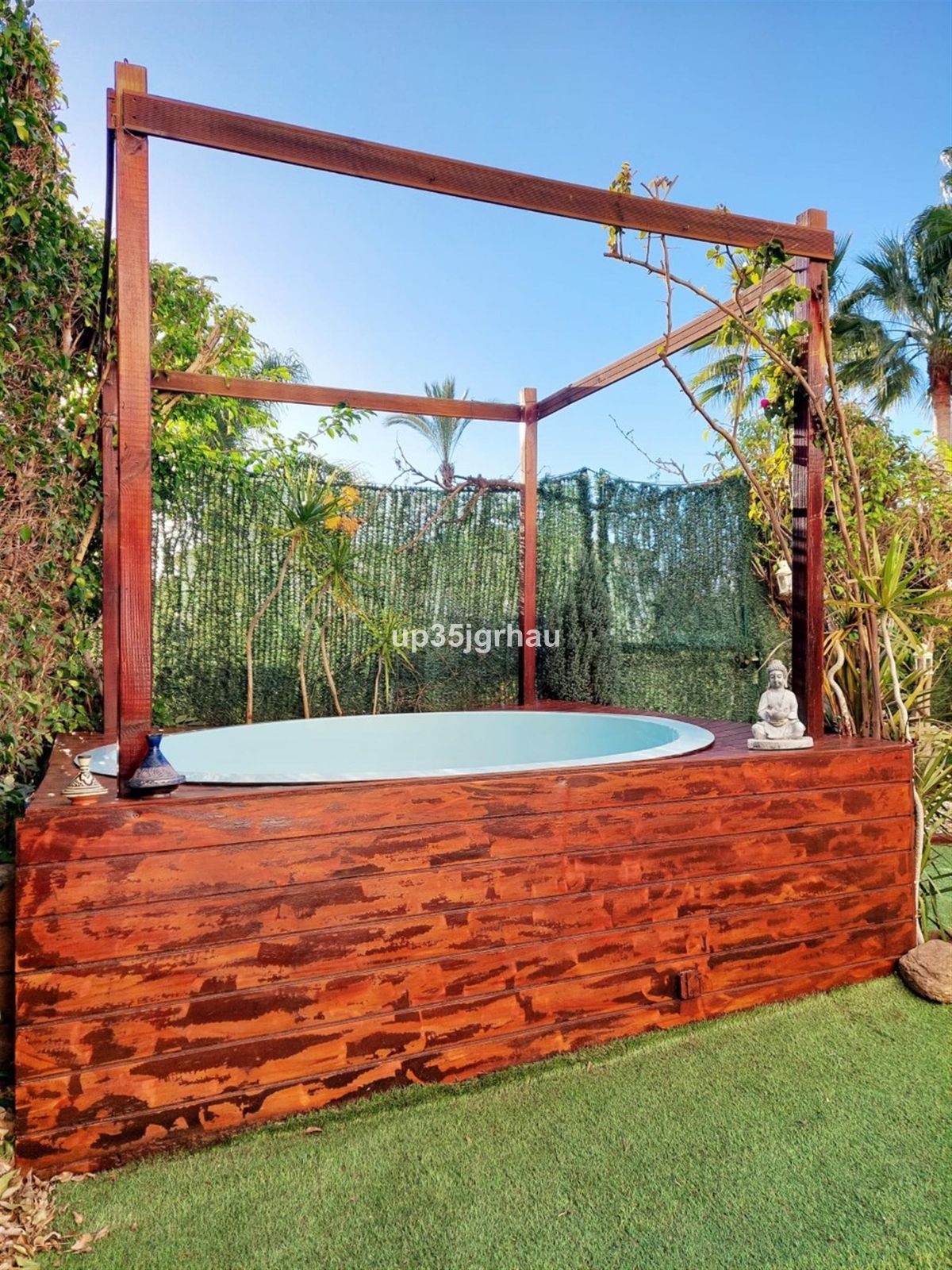 993b15c1b28ea8b6a7ffef3f47965845 - 13