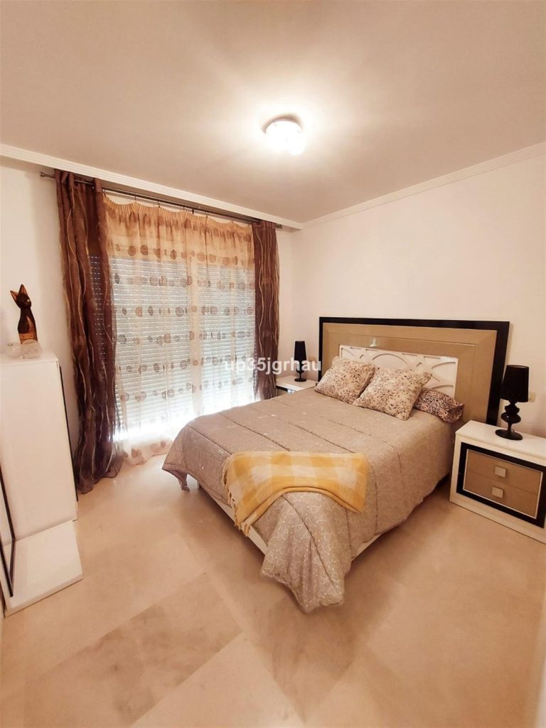 993b15c1b28ea8b6a7ffef3f47965845 - 3