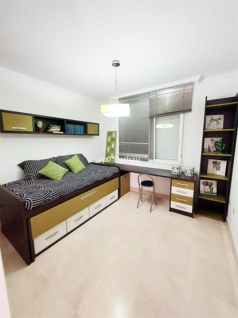 993b15c1b28ea8b6a7ffef3f47965845 - 7