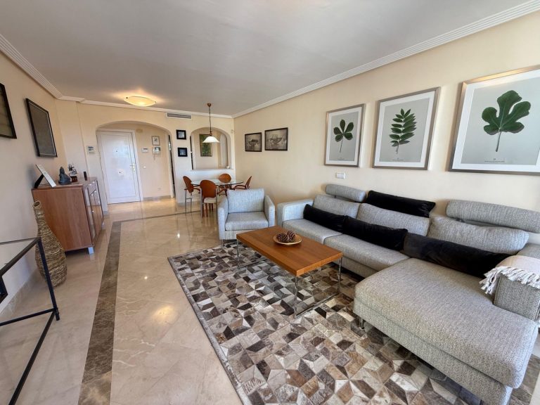 99a1b8ab31090215e5b161adb7102744 - 16