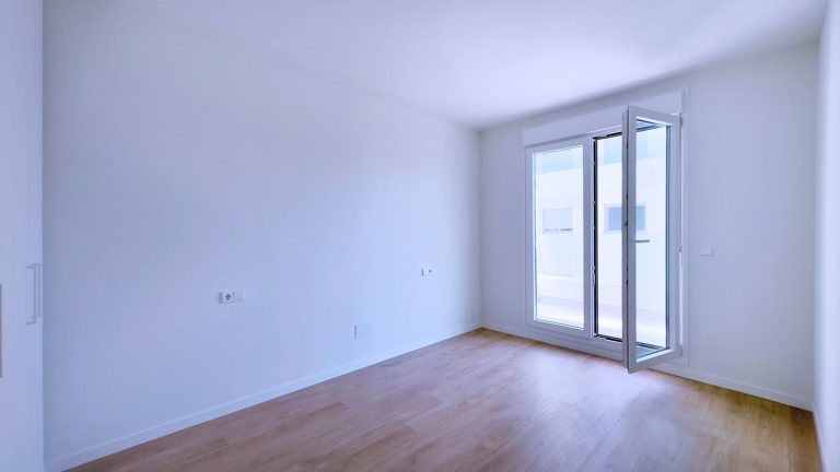 9abd767974b7246db946a39d8abe9b6e - 15