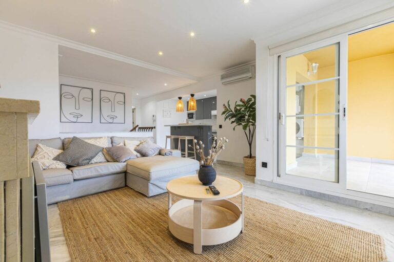 9ad9d41c29c25bcb7195bb02925c05df - 4