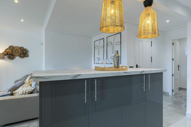 9ad9d41c29c25bcb7195bb02925c05df - 7