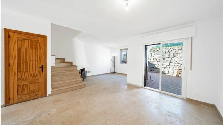 9c0322cf268d1108b026874bbfccaff8 - 9