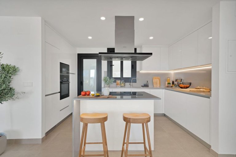 9c49b984e08695838189f959feb160fb - 12