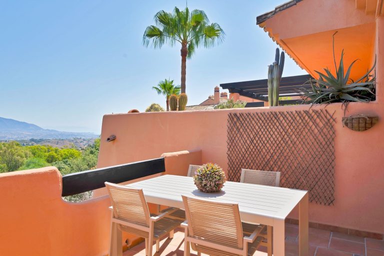 9c4c2f41a2d4007d661a65461ca5fa9f - 4