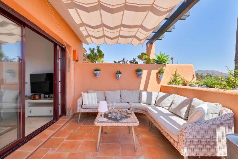 9c4c2f41a2d4007d661a65461ca5fa9f - 9