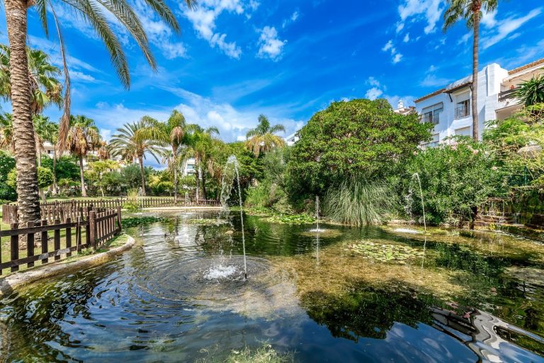 9c65beba9318e3465216b0c9d940ec8c - 3