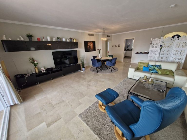 9cc98566d7a9e7a63a2f73ceb62f2495 - 10