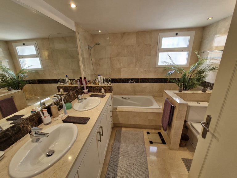 9cc98566d7a9e7a63a2f73ceb62f2495 - 13