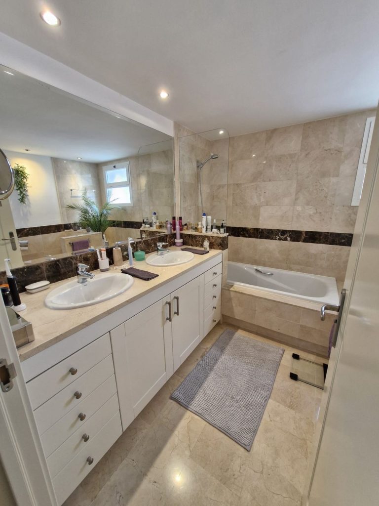 9cc98566d7a9e7a63a2f73ceb62f2495 - 14