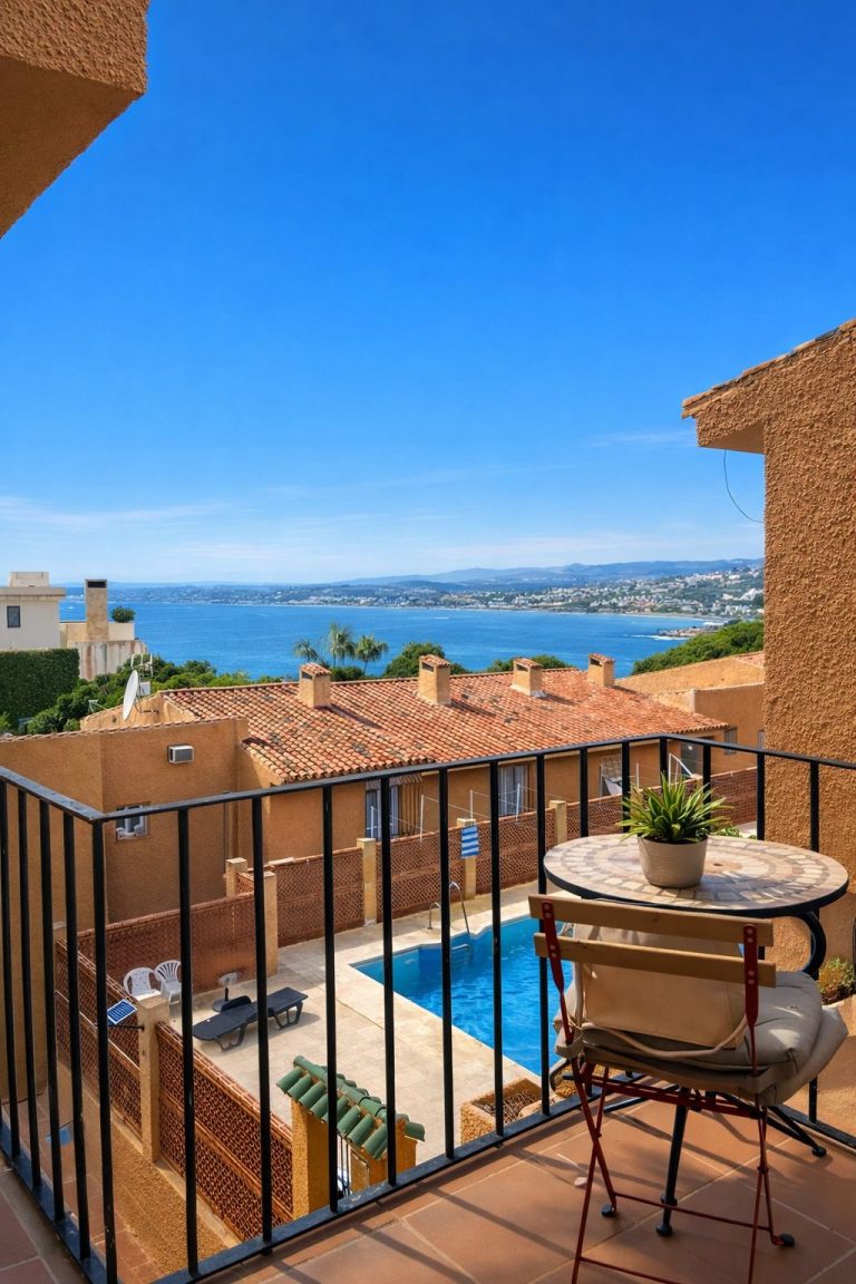 9d7e5e07bff4a378deddb68899083edc - 1