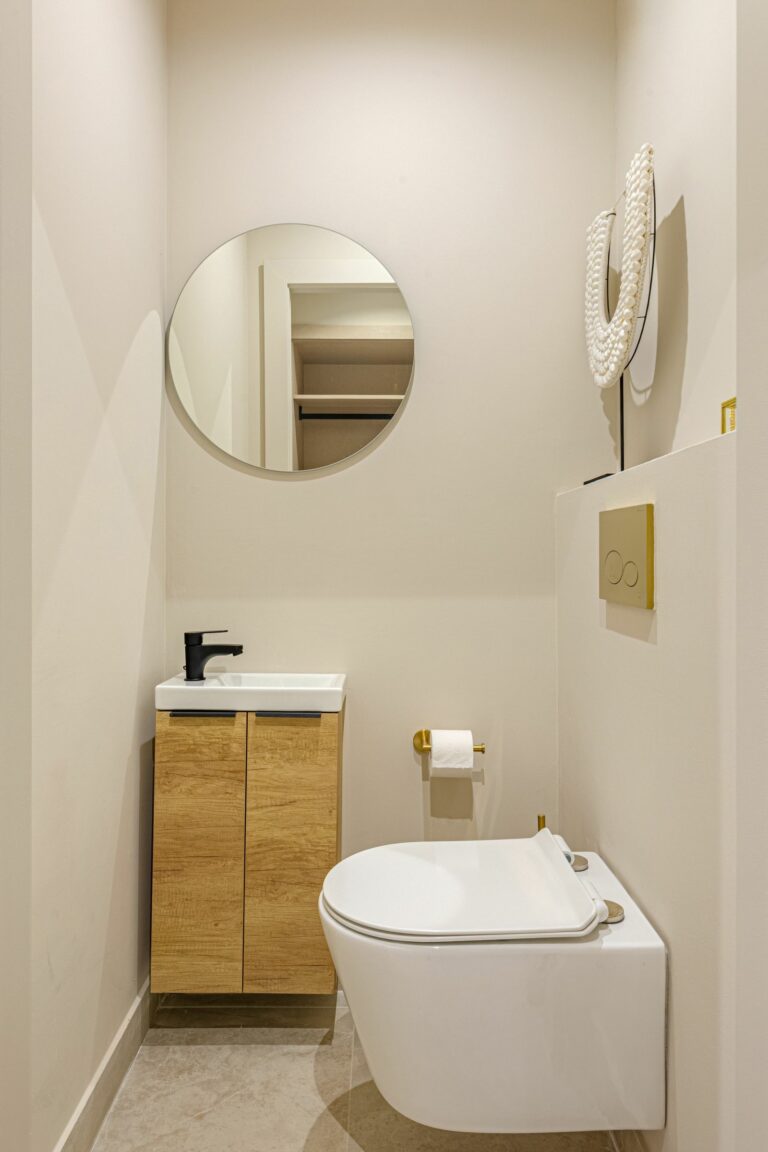 9e76b4eb63739e3df122c66953800ab0 - 16