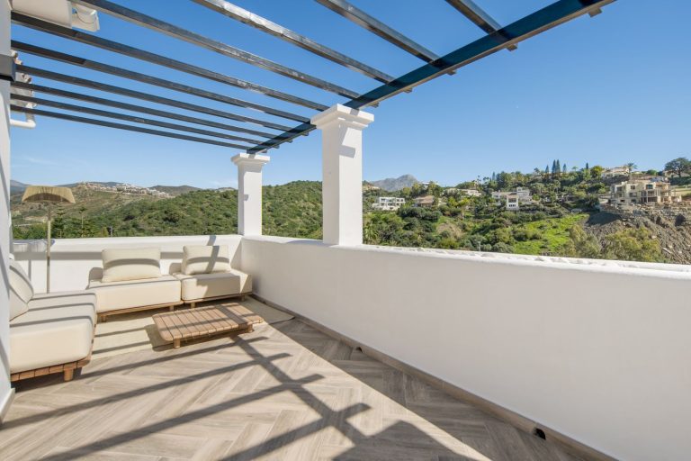 9edc45570c0d5e0e5dc69c49c5f72a0f - 15