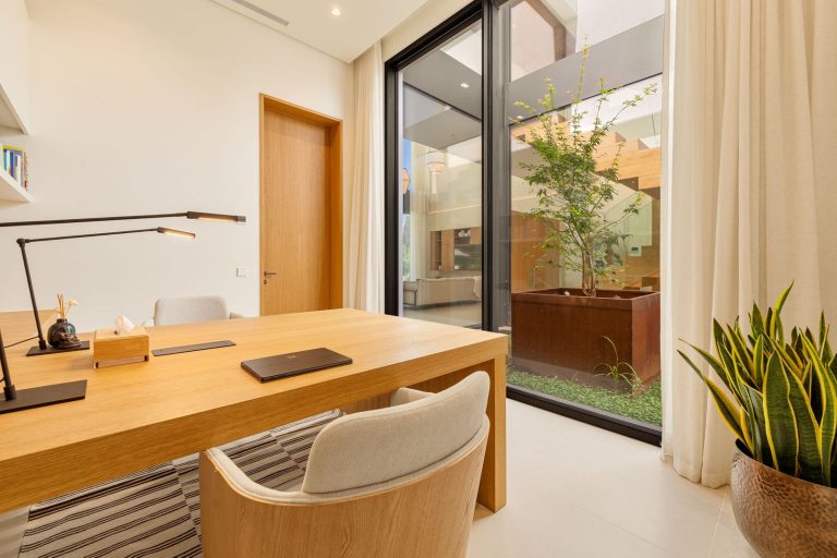 9ef5141617e60f45b8315c569389149f - 7