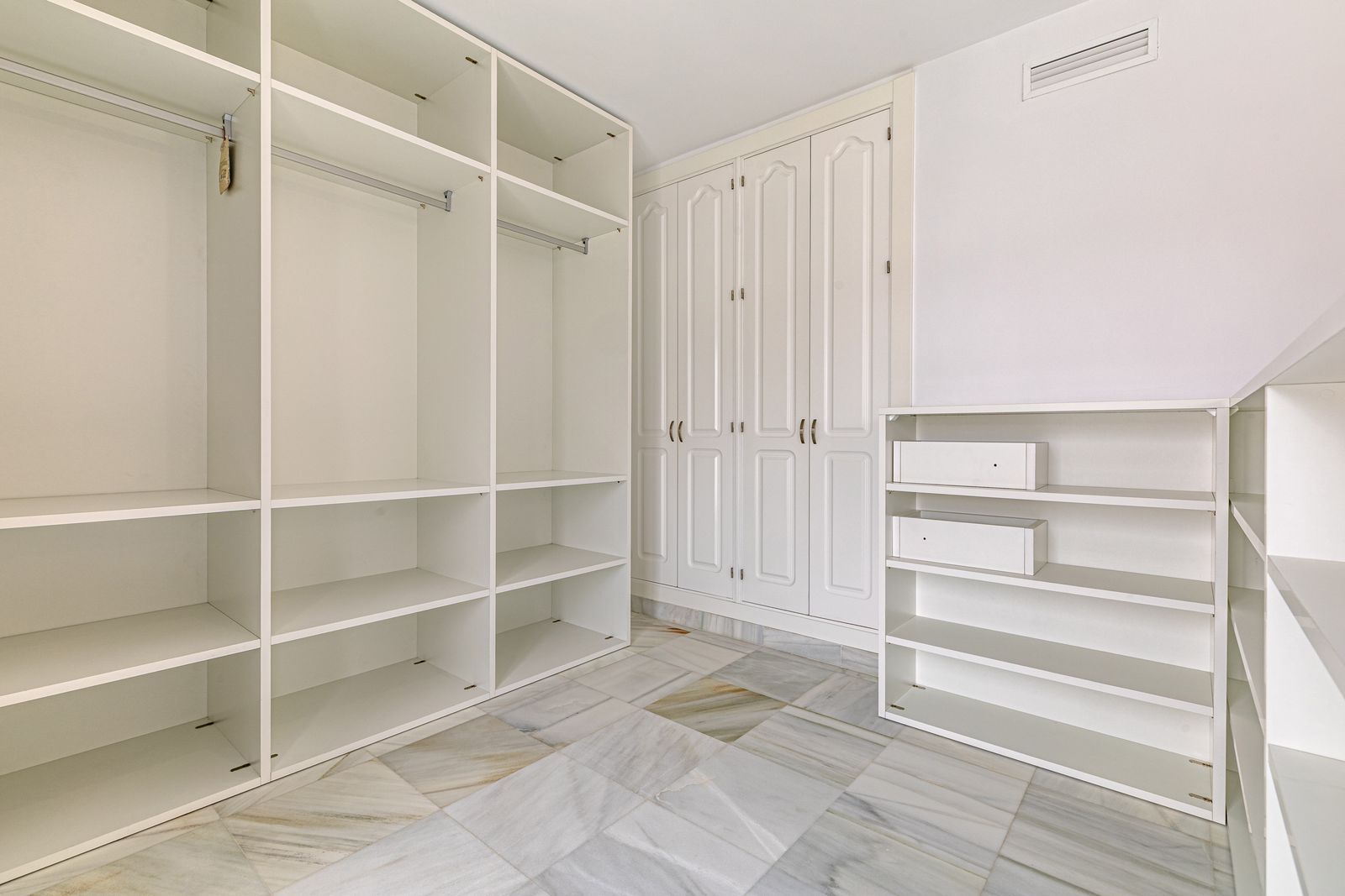 9fc25c6d038606b9ddc2220ecfc6220a - 13