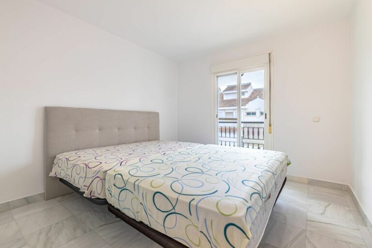 9fc25c6d038606b9ddc2220ecfc6220a - 16