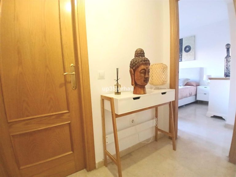 9feb7184599f86d1a67ff26bc8c83093 - 9