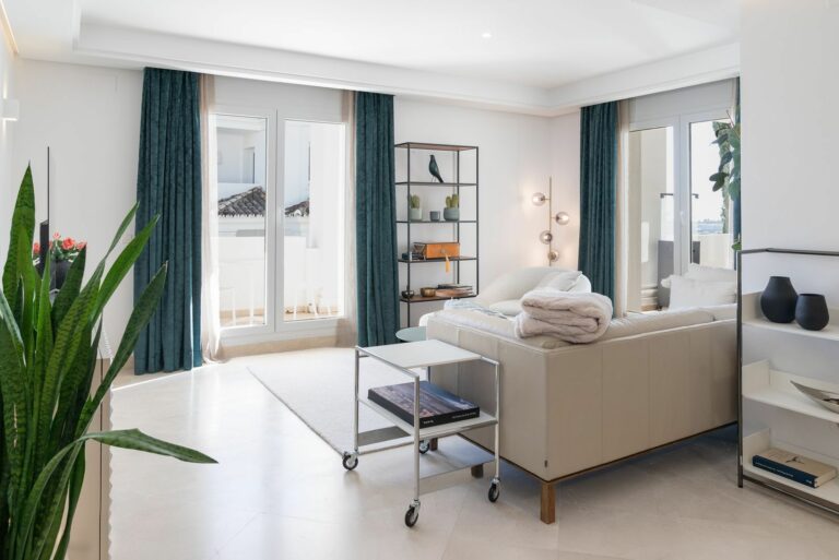 a03398953f94106659ccee61501fef99 - 14