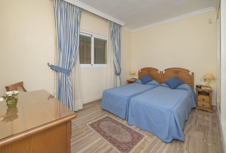 a0f1c5f1e1fb41e5c5b8586714e03452 - 9