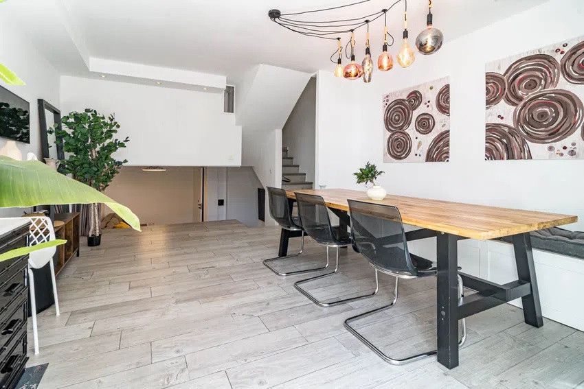 a20575f92133808bebc4f385c881e7db - 6