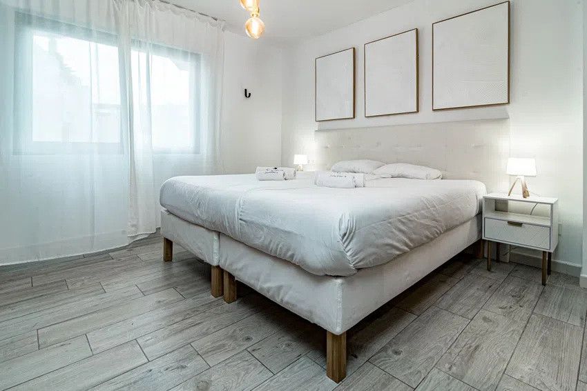 a20575f92133808bebc4f385c881e7db - 9