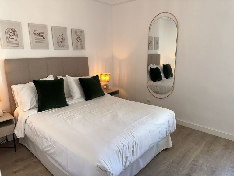 a251b197c11f7dc5b6d9c78f3e79840a - 9