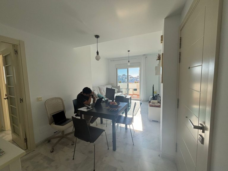 a30b4e3e00d6fe4bb9c5ad4a7560fdc2 - 2