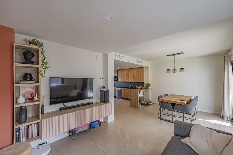 a3deb6597b1e829ad26a0926876f68de - 13