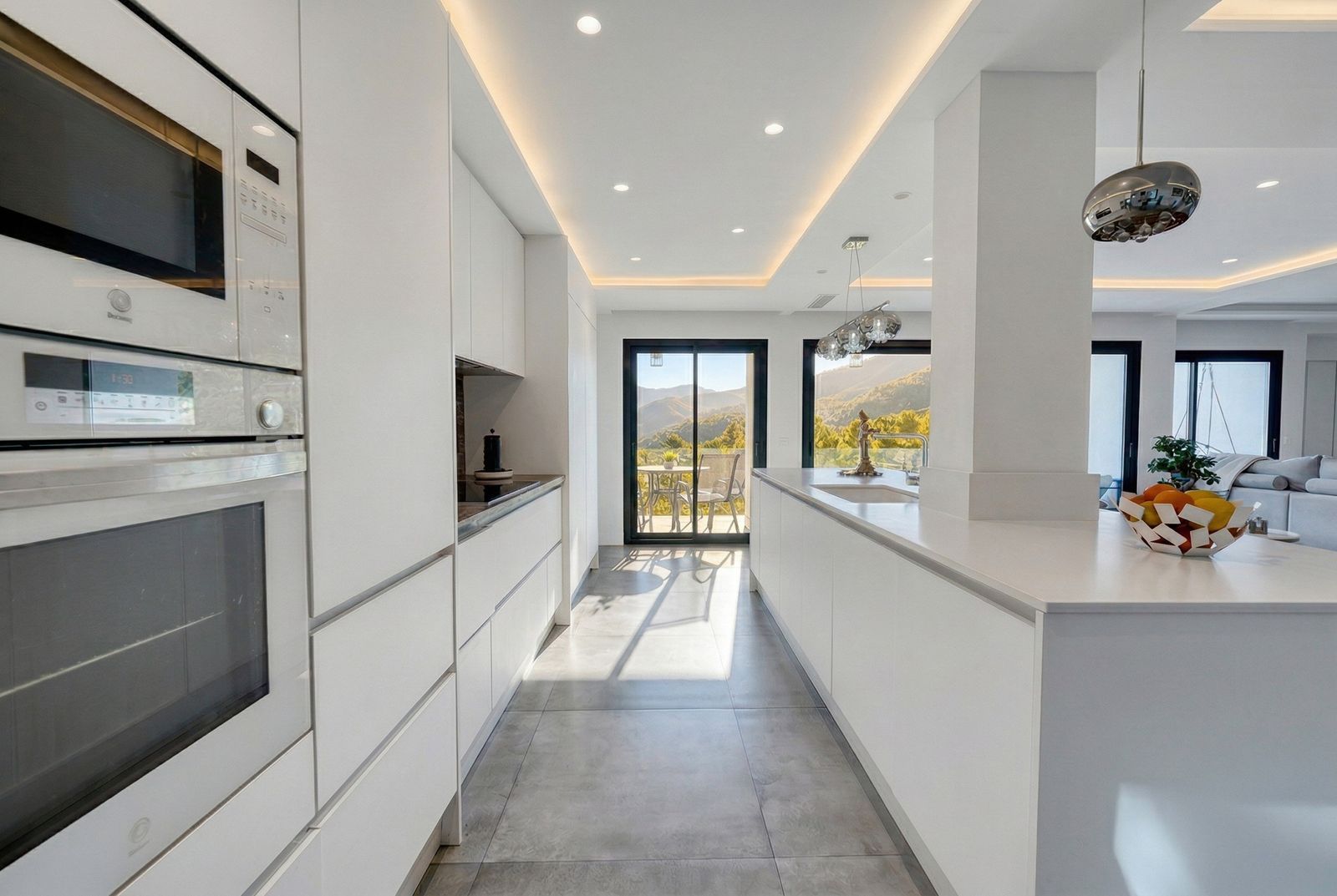 a47fcea78afa517d065318f6057477f8 - 12