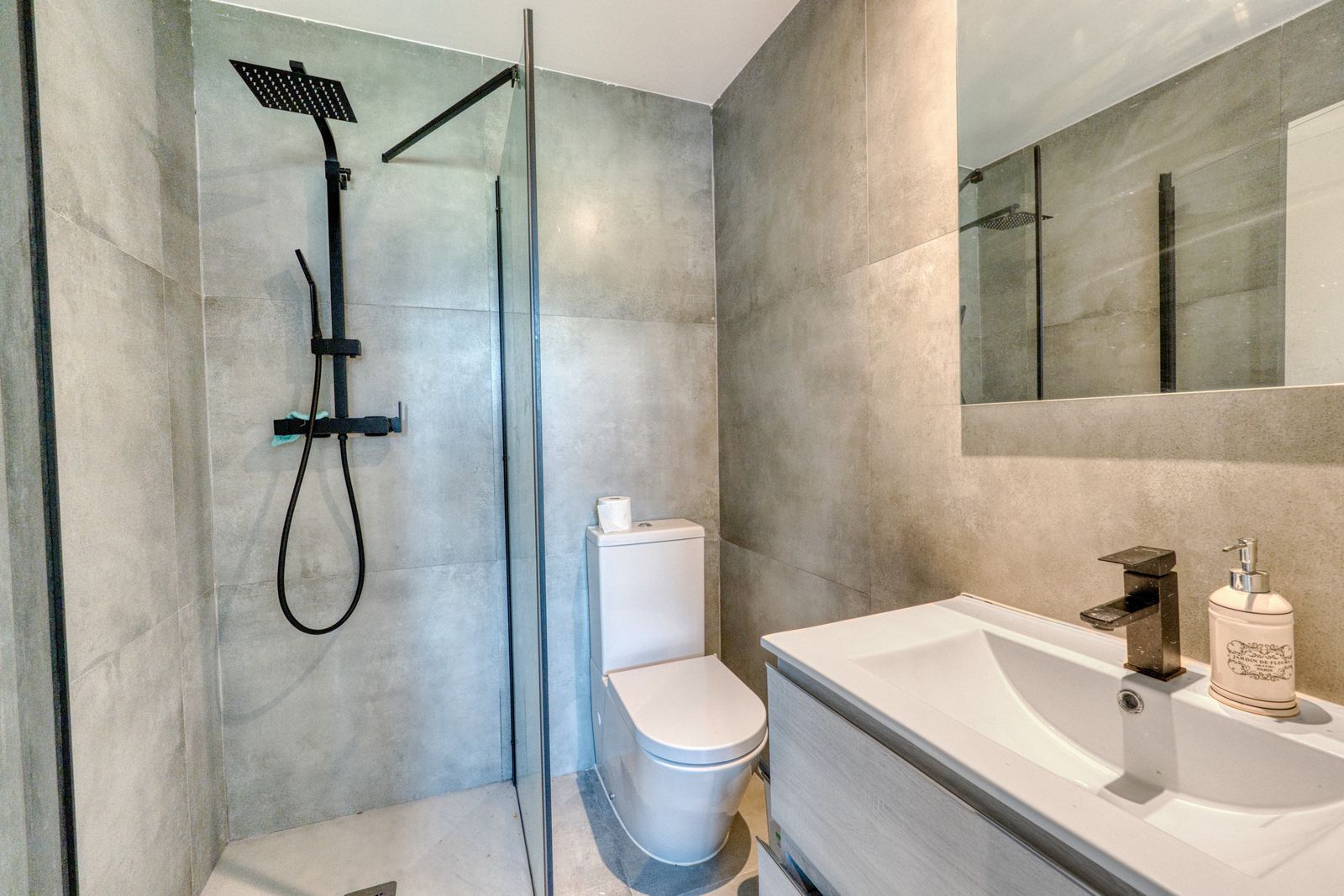 a47fcea78afa517d065318f6057477f8 - 7