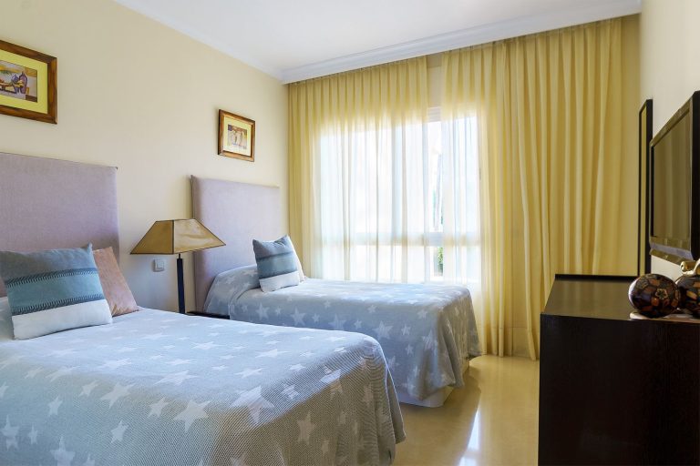 a63a53d11161fcf6a0febebed377c548 - 15