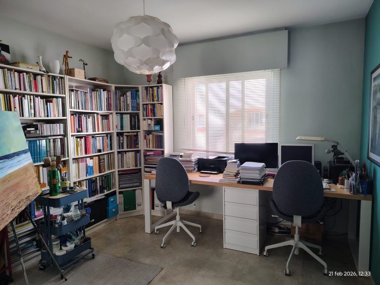 a6b3112d0e7588d775359f8eee6d777e - 12