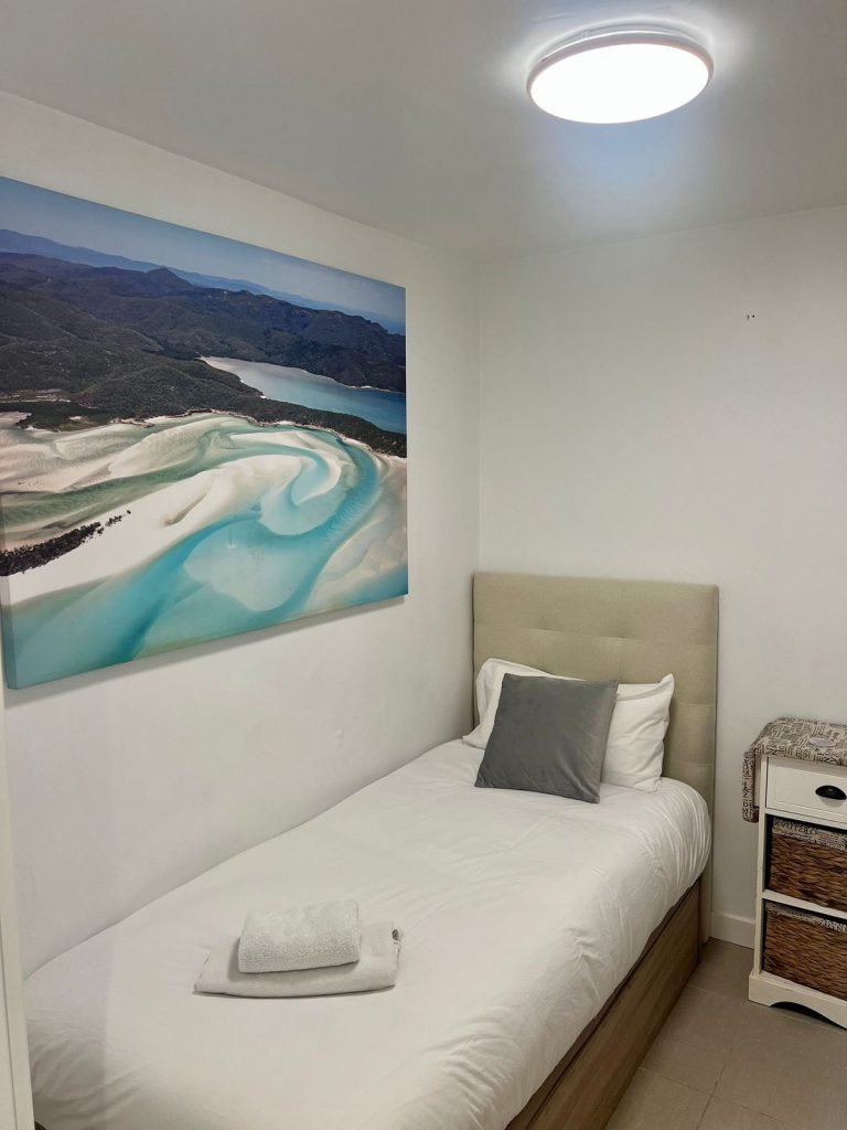 a6b8faabb440d830979004276ba159f3 - 8