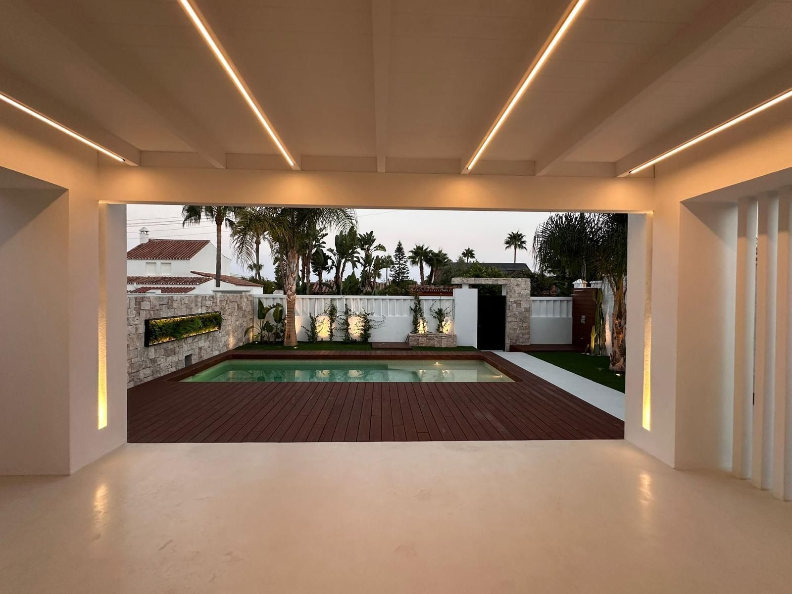 a78a41db113225d5e149c65162d001b1 - 16