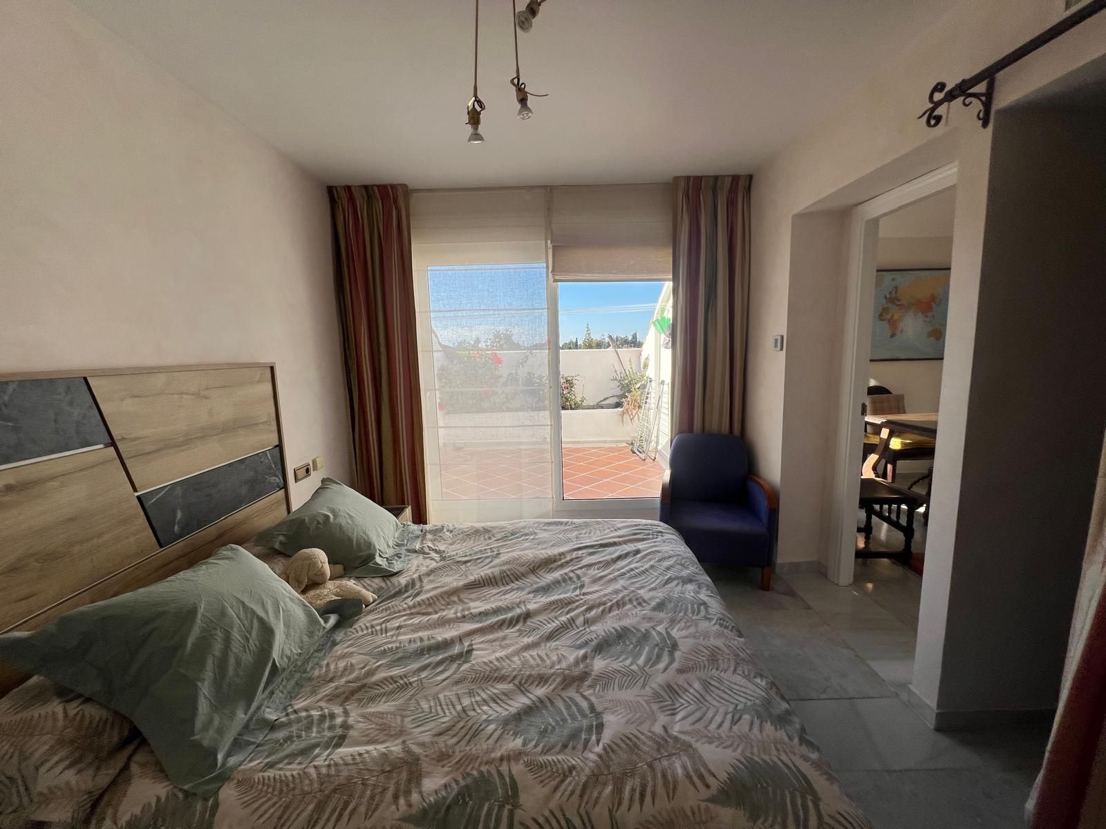 a7aebc88943971a98bd96864b7032d5c - 12