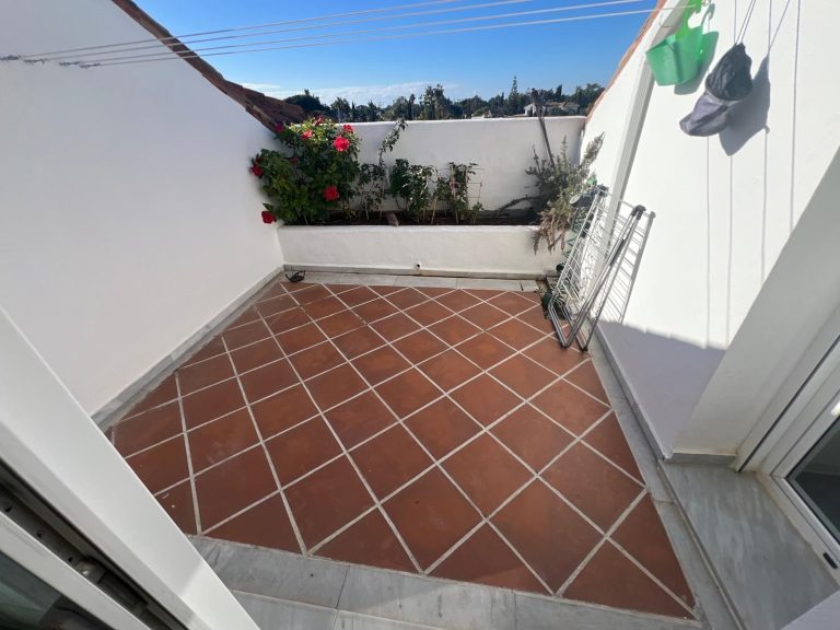 a7aebc88943971a98bd96864b7032d5c - 13