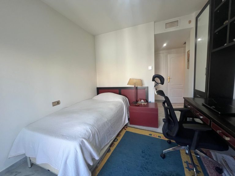 a7aebc88943971a98bd96864b7032d5c - 14