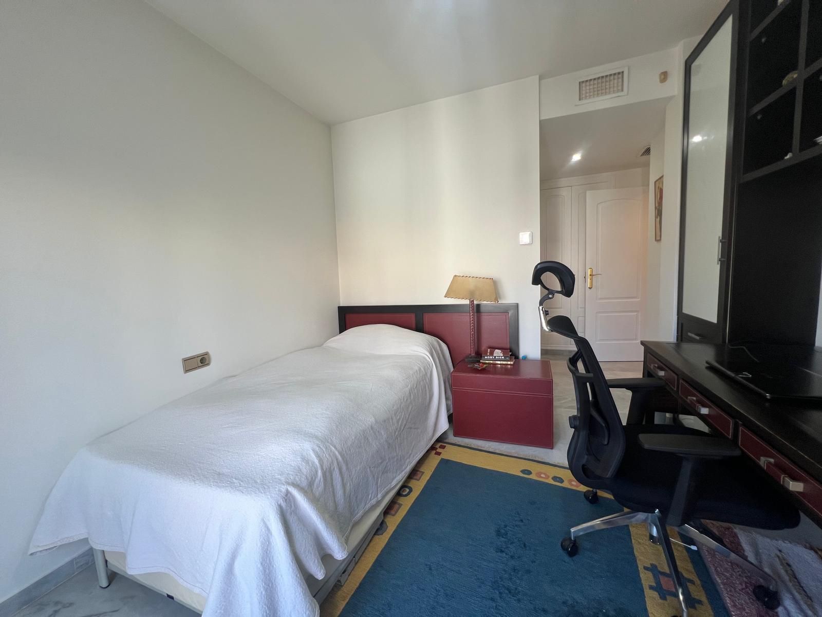 a7aebc88943971a98bd96864b7032d5c - 14