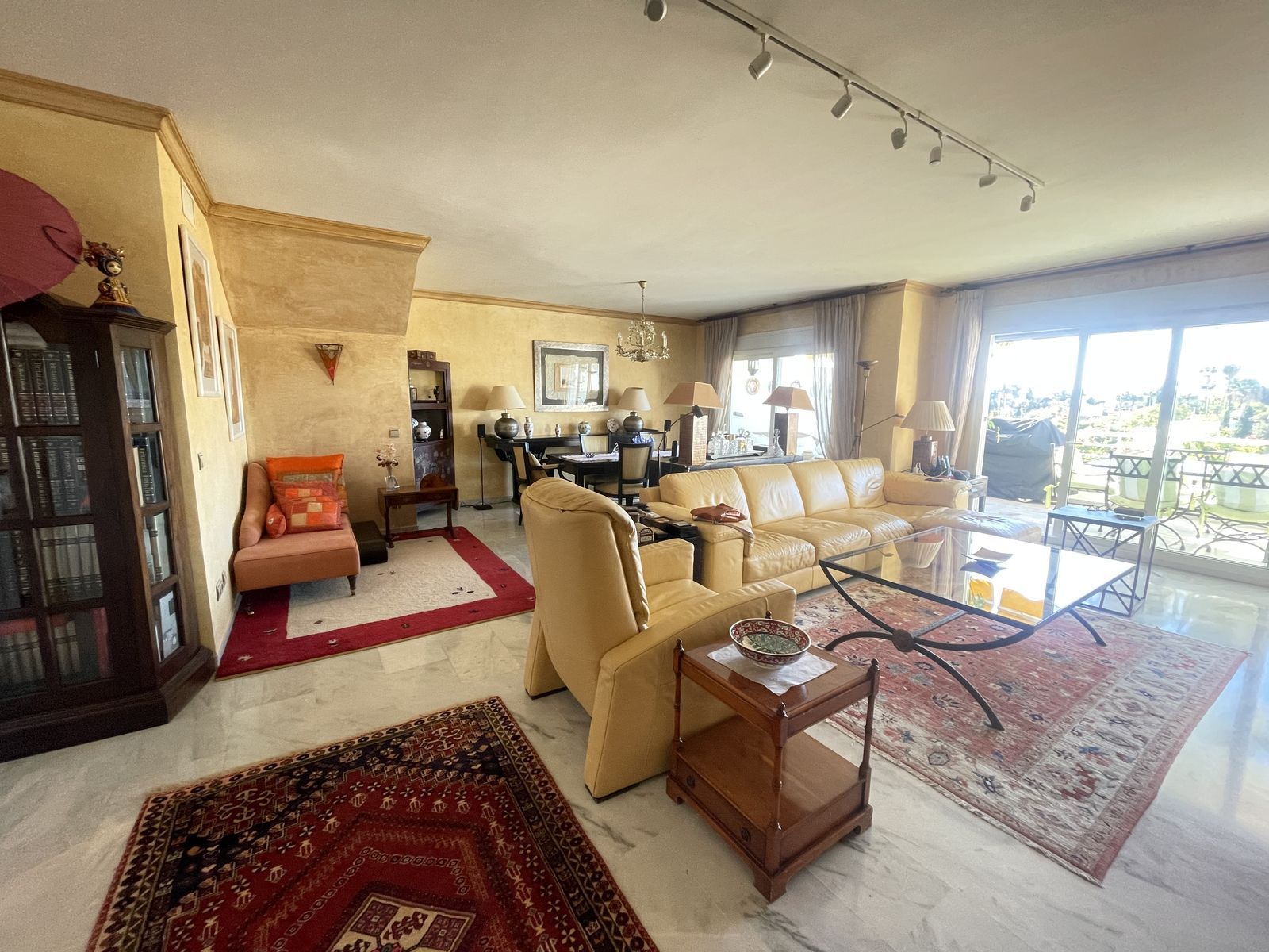 a7aebc88943971a98bd96864b7032d5c - 2