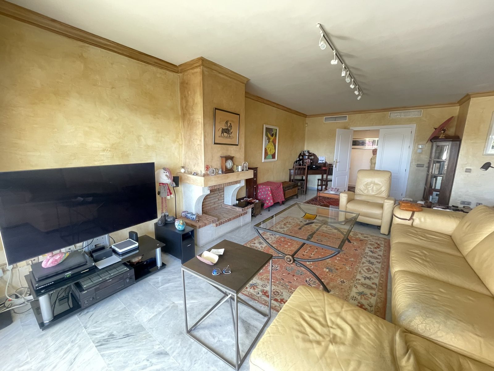 a7aebc88943971a98bd96864b7032d5c - 6