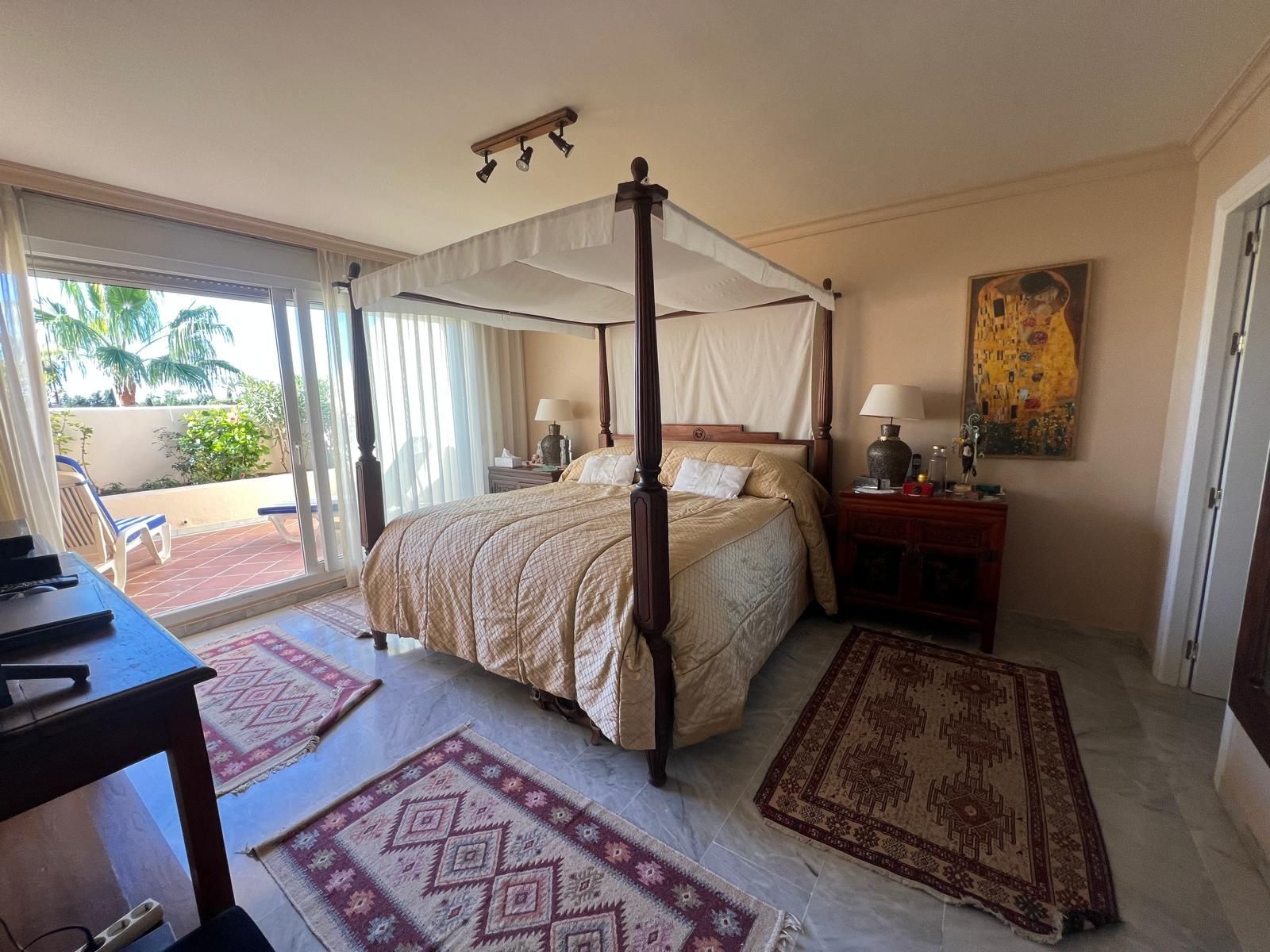 a7aebc88943971a98bd96864b7032d5c - 8