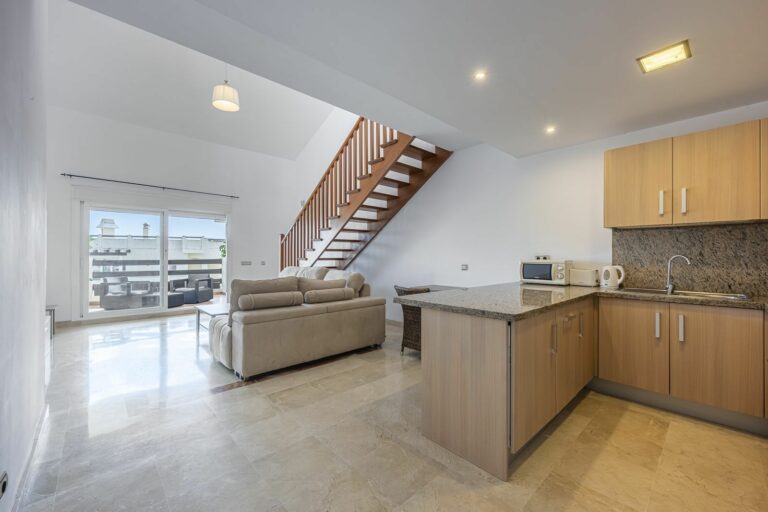 a7e8b0626b5ea2df321c66d464559022 - 15