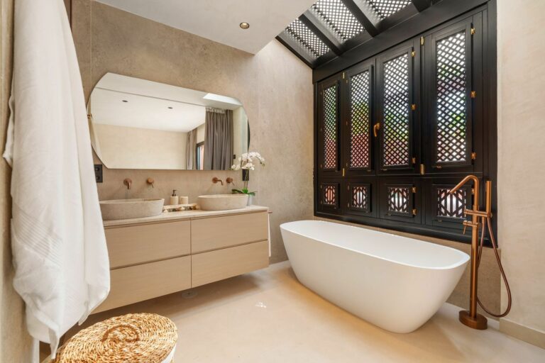 a89602566a59cfb3f11794be66210555 - 12