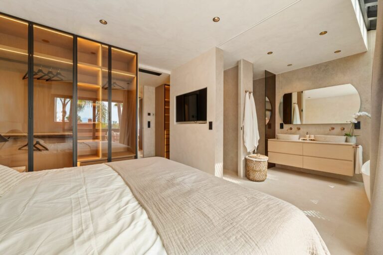 a89602566a59cfb3f11794be66210555 - 13