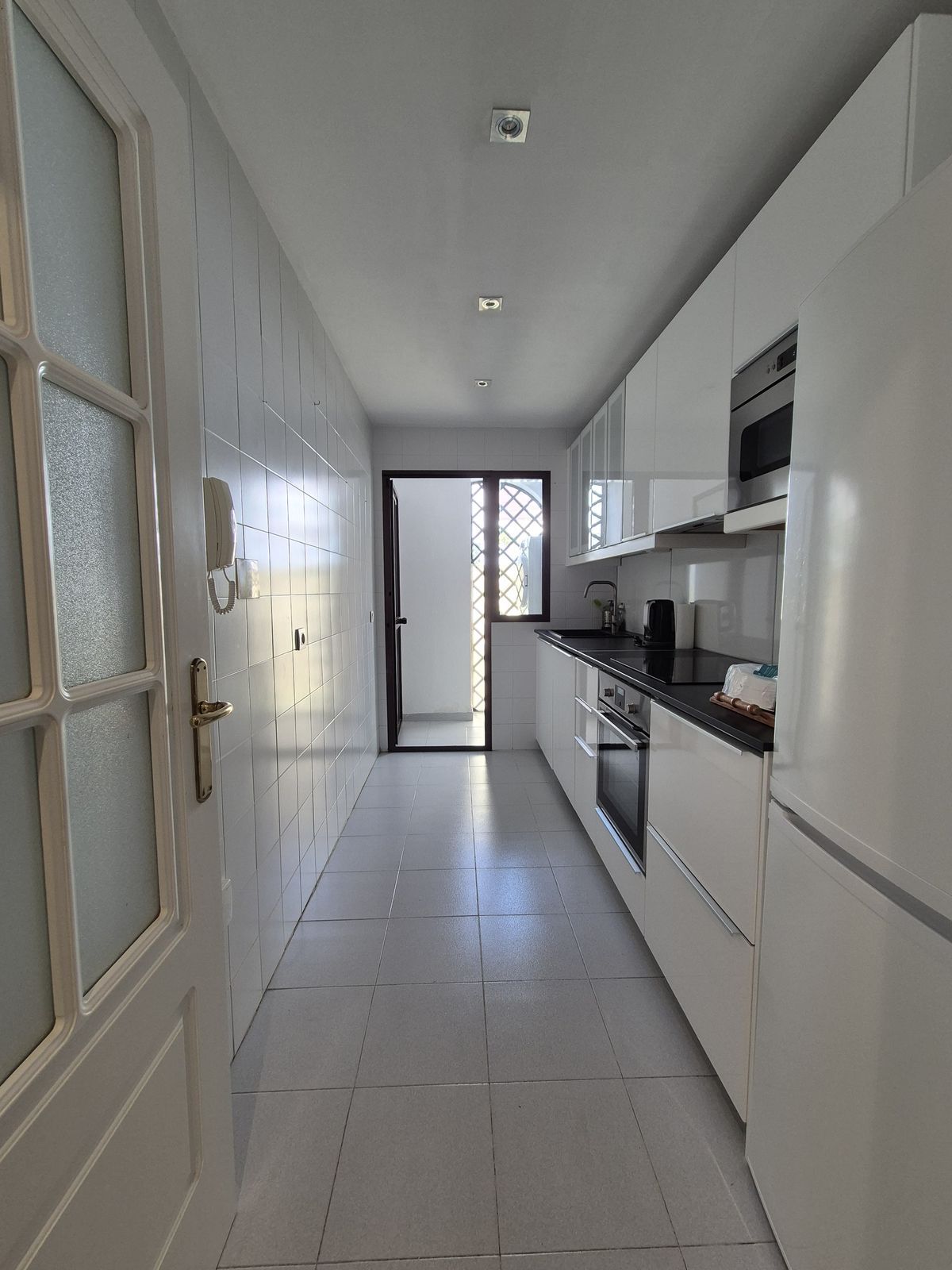 a8c05fa5bf11040d702e3a379500a35b - 7