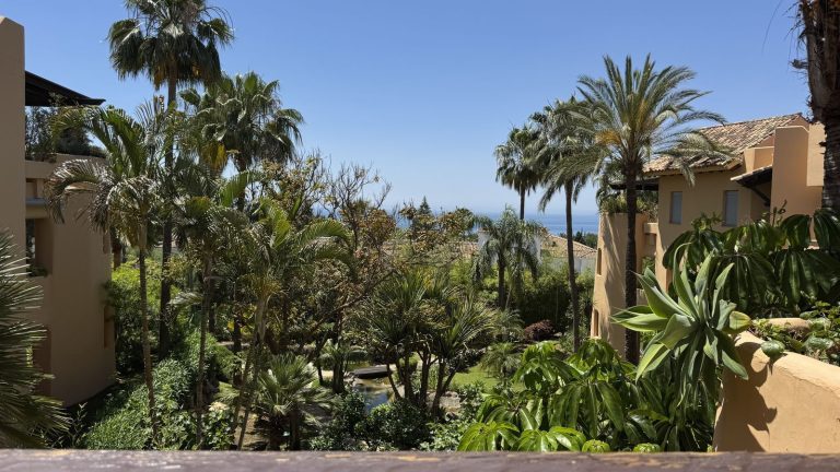 a9d111ebec21c34c0d034552d8e62e63 - 14