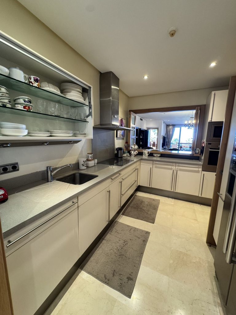 a9d111ebec21c34c0d034552d8e62e63 - 5