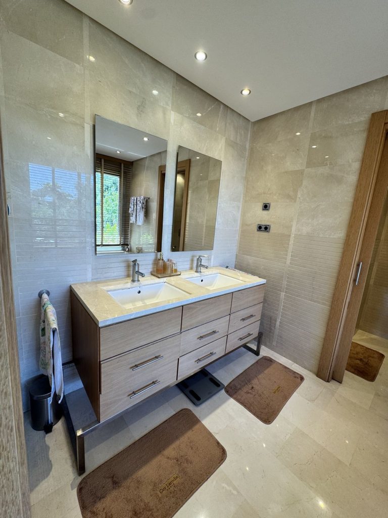 a9d111ebec21c34c0d034552d8e62e63 - 9